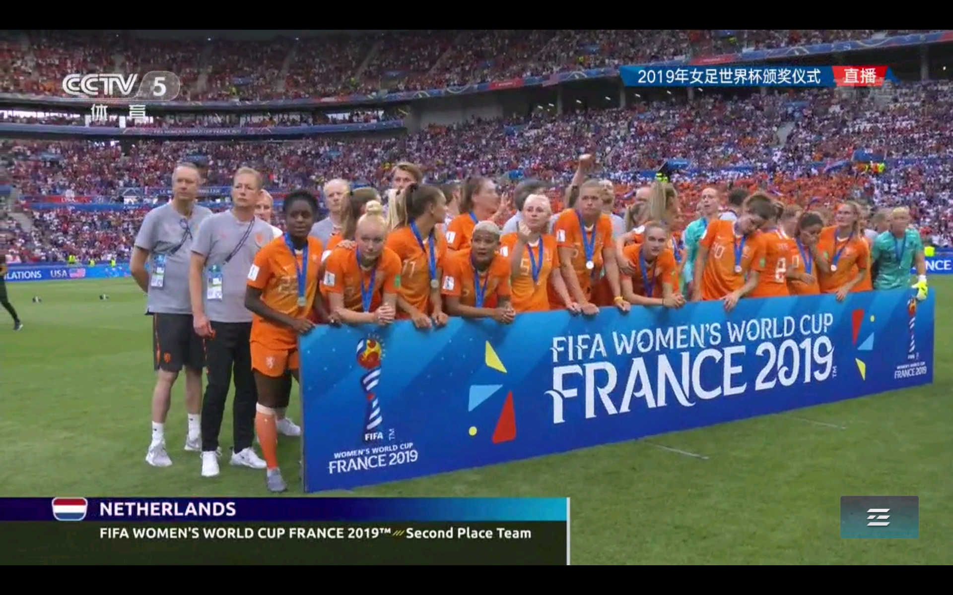 上游芯片卖爆，下游利润微薄，厂商困在了千亿美元的可穿戴市场